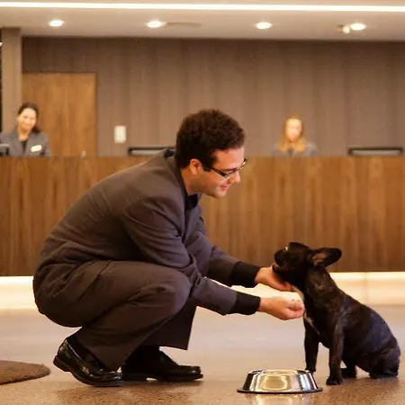 호텔 라마다 바이 윈덤 리스본