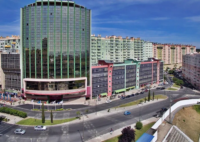 Готель Ramada By Wyndham 4*