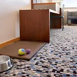 Ξενοδοχείο Ramada By Wyndham 4*