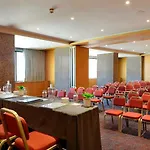 Ramada By Wyndham Hotel Lisbon