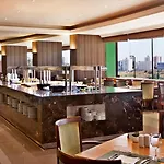 Ramada By Wyndham Otel 4*