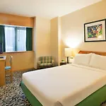 Hotell Ramada By Wyndham 4*