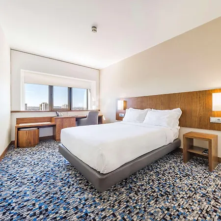 Hotel Ramada By Wyndham 4*