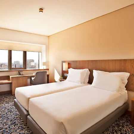 Hotel Ramada By Wyndham Lissabon