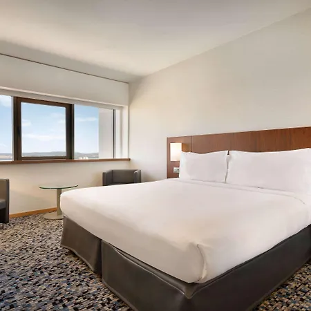 Hotel Ramada By Wyndham Lissabon
