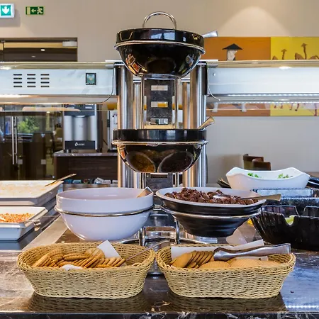 Hotel Ramada By Wyndham Lissabon