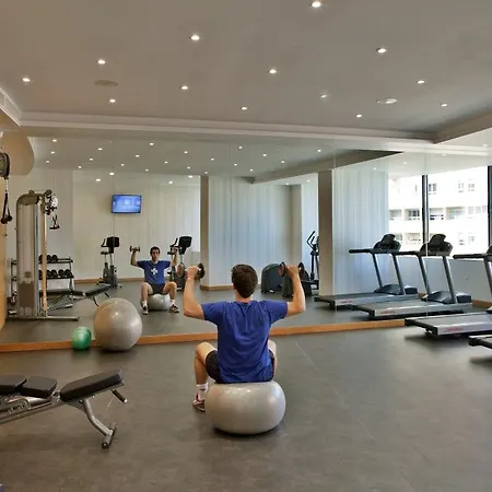 Ramada By Wyndham Hotell 4*