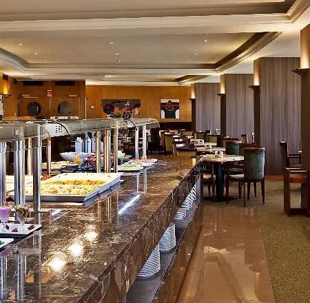 Hotel Ramada By Wyndham 4*