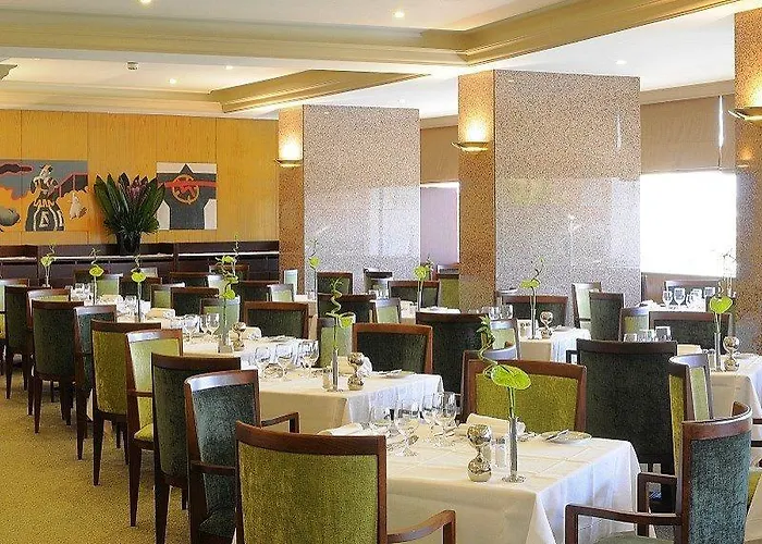 호텔 Ramada By Wyndham 4*