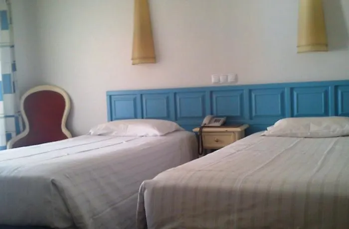 호텔 Ramada By Wyndham 4*