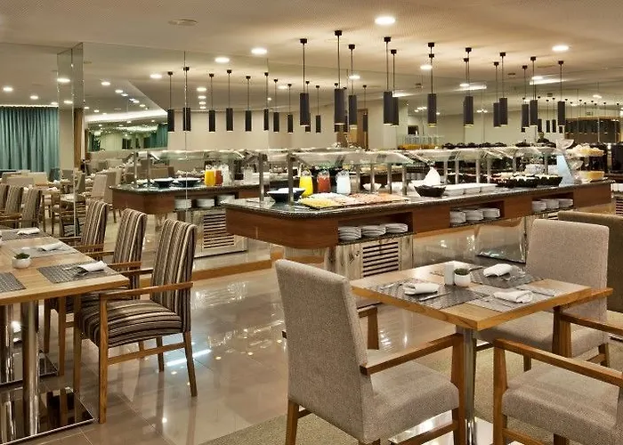 Ramada By Wyndham 리스본