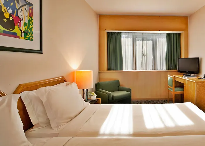 Ramada By Wyndham 호텔 4*