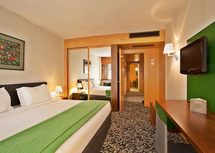 Ramada By Wyndham 4* 리스본