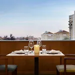 Ramada By Wyndham 4* Lisbona